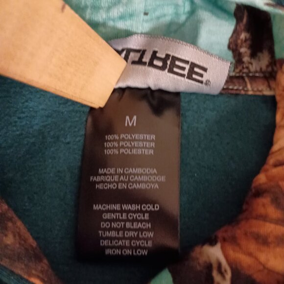 Realtree Women’s Green Camo Accent Hoodie Sweatshirt Kangaroo Pocket Size M NWT - Picture 9 of 16